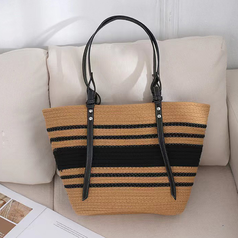 Ženska tote torba od pletene slame, poliester materijal, gradski minimalistički stil, oblik torbe za kupovinu, otvoren način otvaranja
