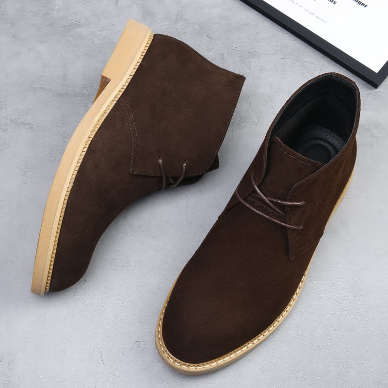 Мартин ботинки от набук кожа, гумирана подметка, средно високи, с връзки, зимен модел