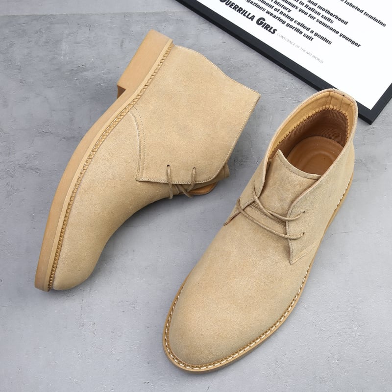 Мартин ботинки от набук кожа, гумирана подметка, средно високи, с връзки, зимен модел