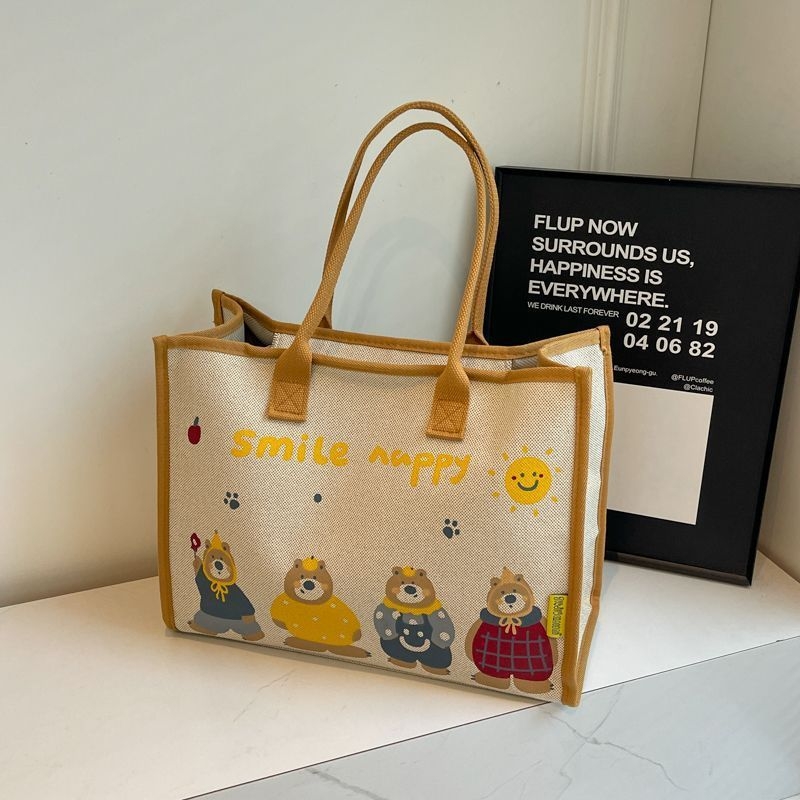 Unisex torbica za ruku | poliester, platnena podstava, kružnog oblika, otvor tipa kapka, laminirani zatvarač s unutarnjom džepom, unutarnja džep, jedna naramenica, mekana konstrukcija, proljeće 2025