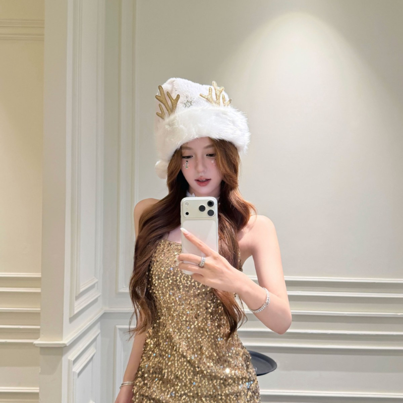 Accesorii cosplay pentru cap: pălărie cu coarne de cerb și motiv de fulg de zăpadă (Brand: Famous Fox; Grupă de vârstă: Adulți; An/Sezon: Iarna 2025)