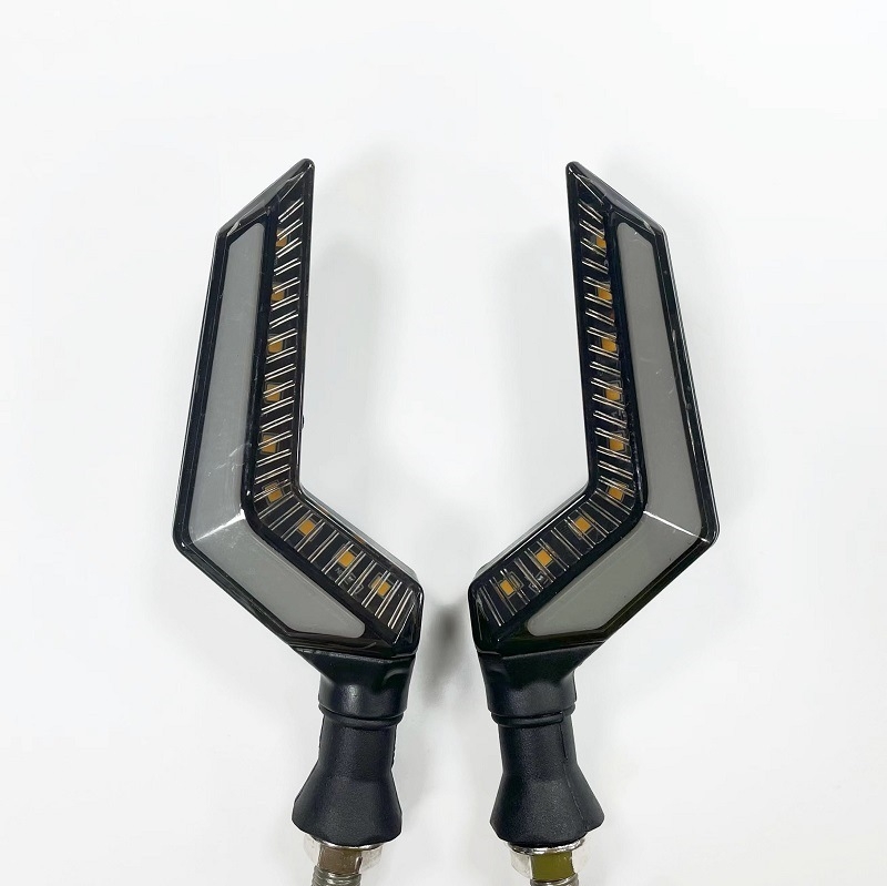 Wing-shaped moto migavac DAS-067 ABS+LED 12V 2700K