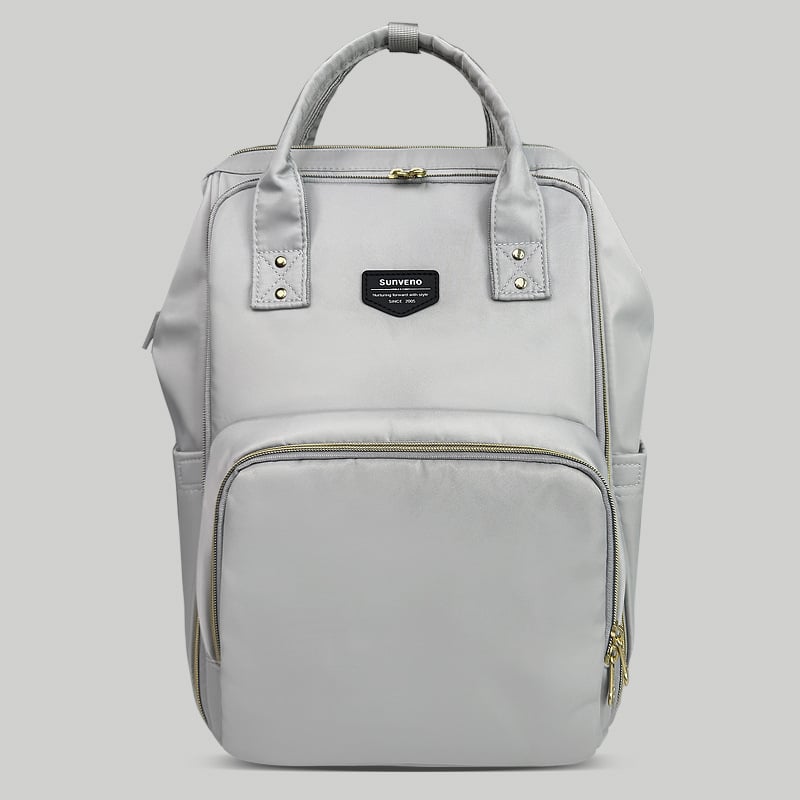 Mamos kuprinė – poliesteris, atspari vandeniui, sausas–drėgnas atskyrimas, maksimalus apkrova 15–20 kg, matmenys 42×27×8 cm