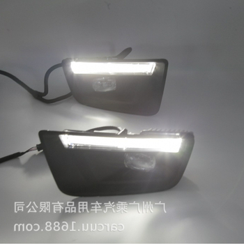 LED dienos žibintai Toyota Hilux 21-22 | 12V, 6000 lm, ABS, 50000 h tarnavimo laikas