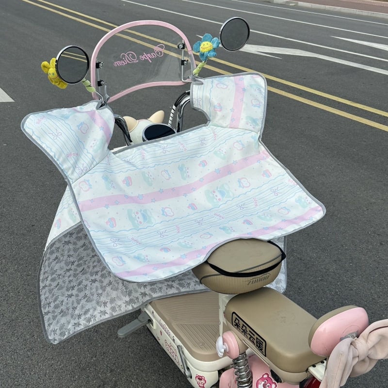 Cuvertură anti-vânt pentru vehicule electrice — material plastic, marcă Unique, imprimare logo disponibil