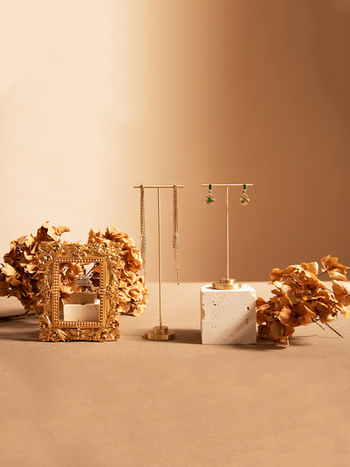 Fülbevaló bemutató állvány, fém kivitel, márka Juequan trading company, 2025 tavasz, más alak