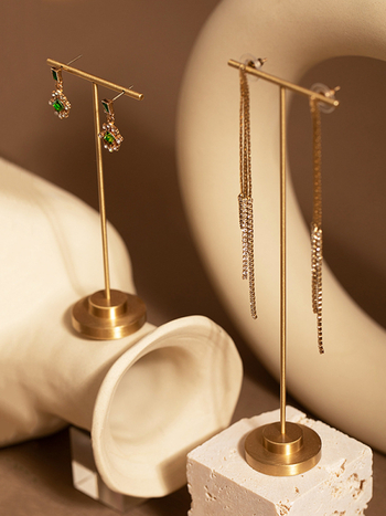 Fülbevaló bemutató állvány, fém kivitel, márka Juequan trading company, 2025 tavasz, más alak