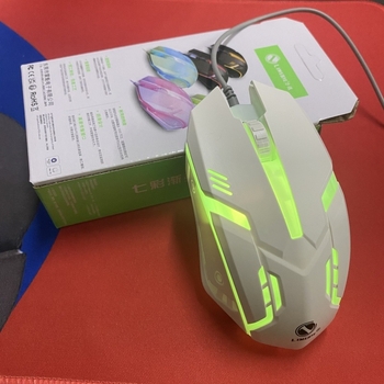 Жична мишка с подсветка (9 бутони; PS/2 интерфейс; подсветка)