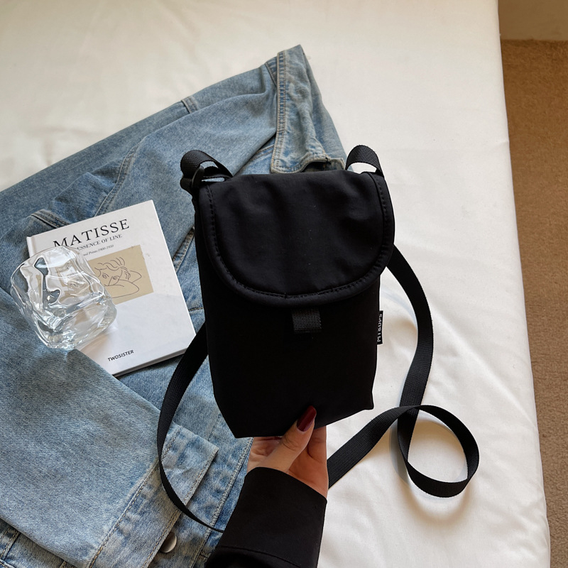 Geantă de umăr unisex din nylon, formă verticală pătrată, închidere magnetică, buzunar pentru telefon