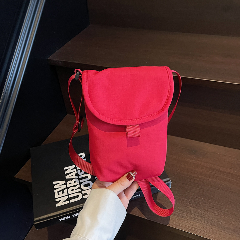 Geantă de umăr unisex din nylon, formă verticală pătrată, închidere magnetică, buzunar pentru telefon