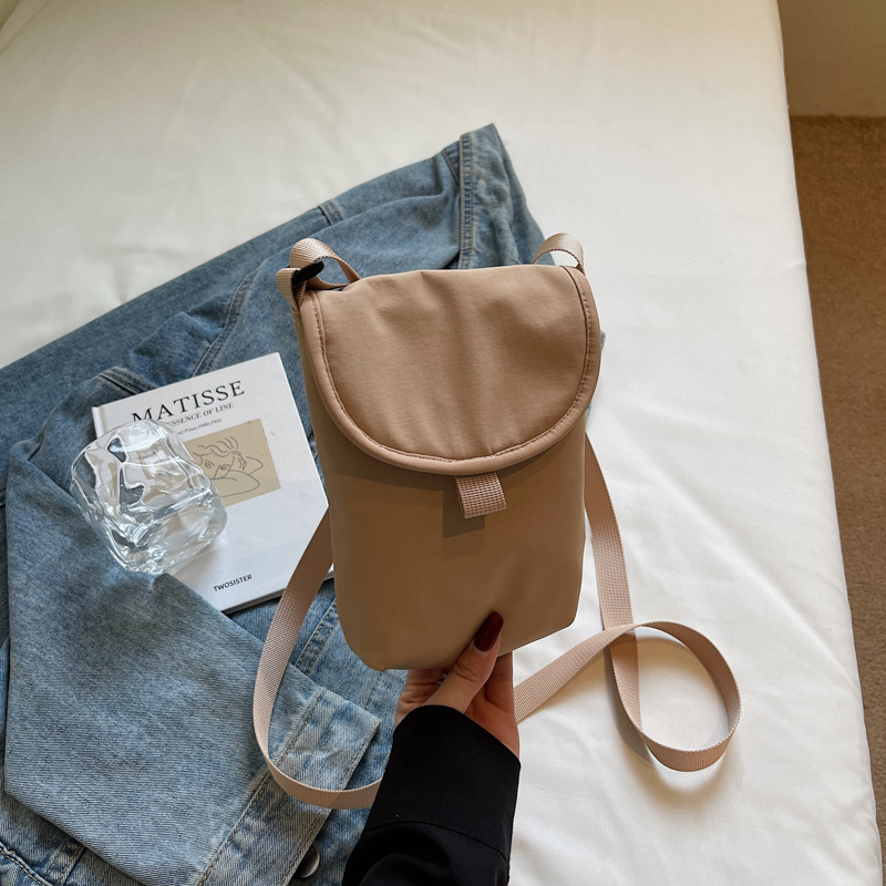 Geantă de umăr unisex din nylon, formă verticală pătrată, închidere magnetică, buzunar pentru telefon