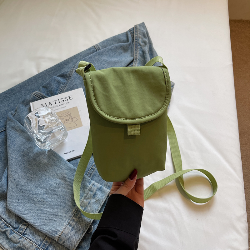 Geantă de umăr unisex din nylon, formă verticală pătrată, închidere magnetică, buzunar pentru telefon