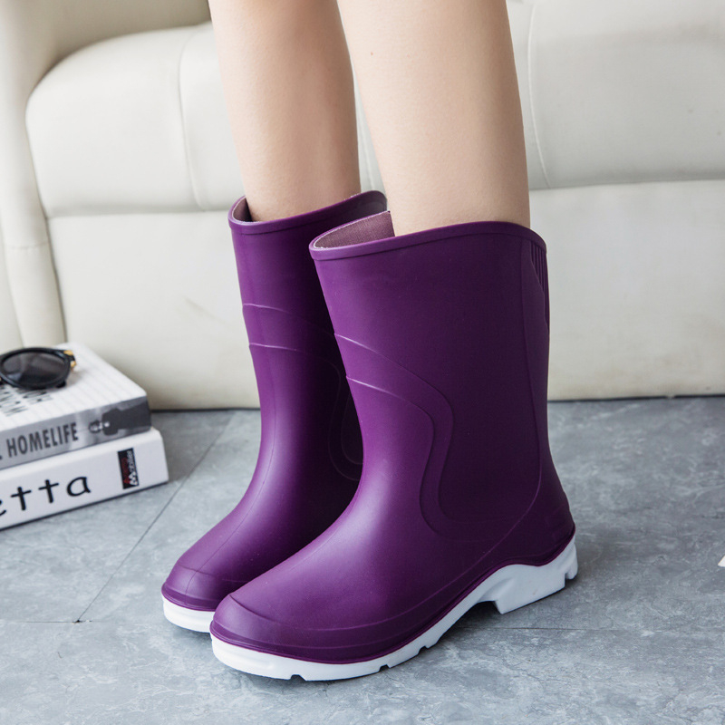 Cizme de ploaie pentru femei - lungime midi, vârf PVC gros, toc mic 1–3 cm, pentru toate sezoanele