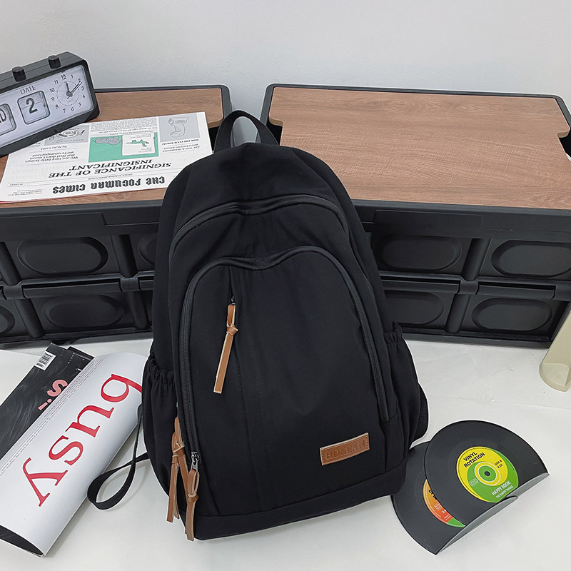 Ruksak za prijenosno računalo, Ulzzang korejskog stila, jednostavan dizajn, velik kapacitet; Materijal: najlon; Kapacitet: ispod 20L; Unutarnja podstava: platno; PVC detalji