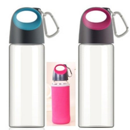 Vízpalack boroszilikát üvegből, hordozó gyűrűvel, hengeres, szivárgásmentes és hőálló, fedéllel