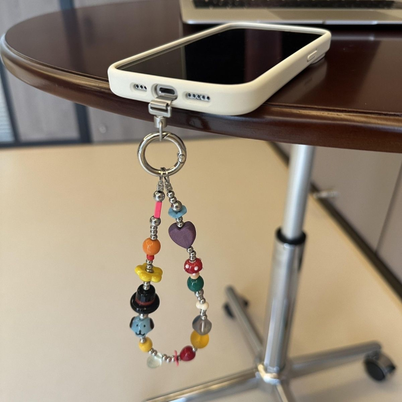 Kućište za mobitel s dizajnom keramičkog šteneta i lančića s šarenim perlama DIY — ručna izrada, PVC, ženski stil, metalna kopča, individualno pakirano.