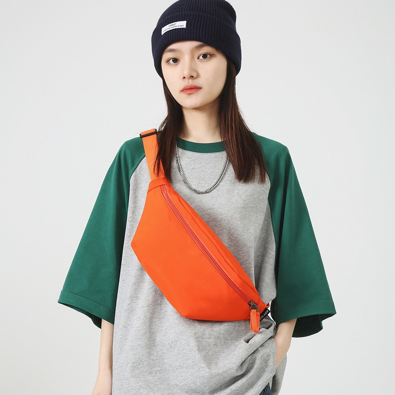 Crossbody torba za vožnju biciklom, urban minimalistički stil, Oxford materijal, zatvarač, unutarnja džep za telefon, poliester podstava