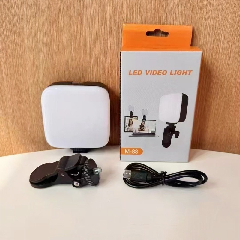 Mini vyplňovacie svetlo s vstavanou batériou — RGB podsvietenie, nastaviteľná teplota farieb 2500K–9900K, model M-88, prenášateľné vreckové svetlo na fotografovanie