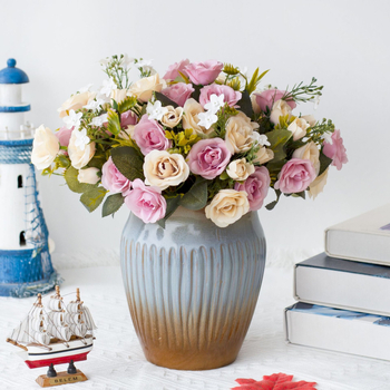 Изкуствен букет рози на ръка за сватби и домашен декор (Марка: HNA; Материал: Копринени цветя; Вид: Роза; Приложение: сватби, открити фотосесии, домашен декор)