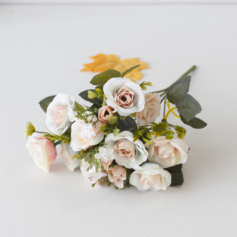 Изкуствен букет рози на ръка за сватби и домашен декор (Марка: HNA; Материал: Копринени цветя; Вид: Роза; Приложение: сватби, открити фотосесии, домашен декор)