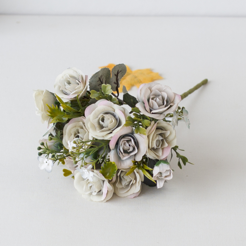 Изкуствен букет рози на ръка за сватби и домашен декор (Марка: HNA; Материал: Копринени цветя; Вид: Роза; Приложение: сватби, открити фотосесии, домашен декор)