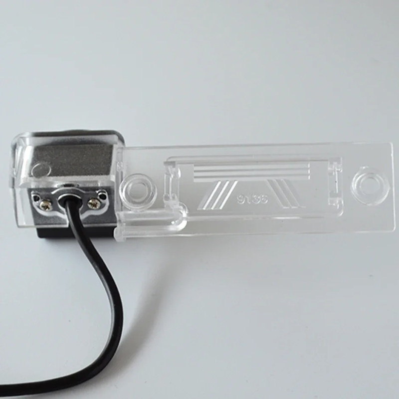 VW Jetta/Polo/Bora/Golf galinio vaizdo kameros laikiklis – Bracket20+sd30m; 12V Maitinimas; 150° kampas; CVBS/AHD vaizdo signalas