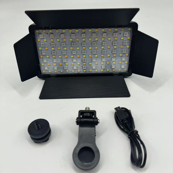 Fotografsko osvjetljenje za dopunu U300 RGB | Ispod 10W | 3,7V | Ugrađena baterija