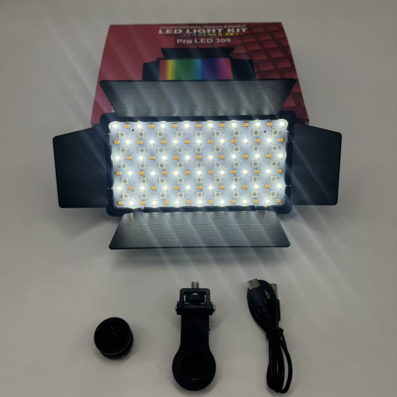 Fotografsko osvjetljenje za dopunu U300 RGB | Ispod 10W | 3,7V | Ugrađena baterija