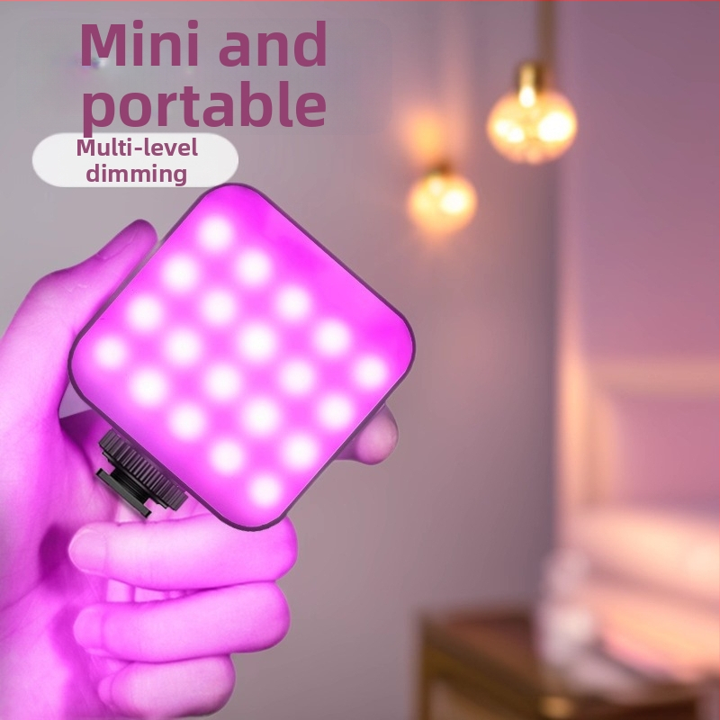 T64RGB Mini RGB LED Svetlo na Selfie pre Mobilný Telefón — 4.2W, 3.7V, Vstavaná Batéria, Teplota Farby 2500K–9900K