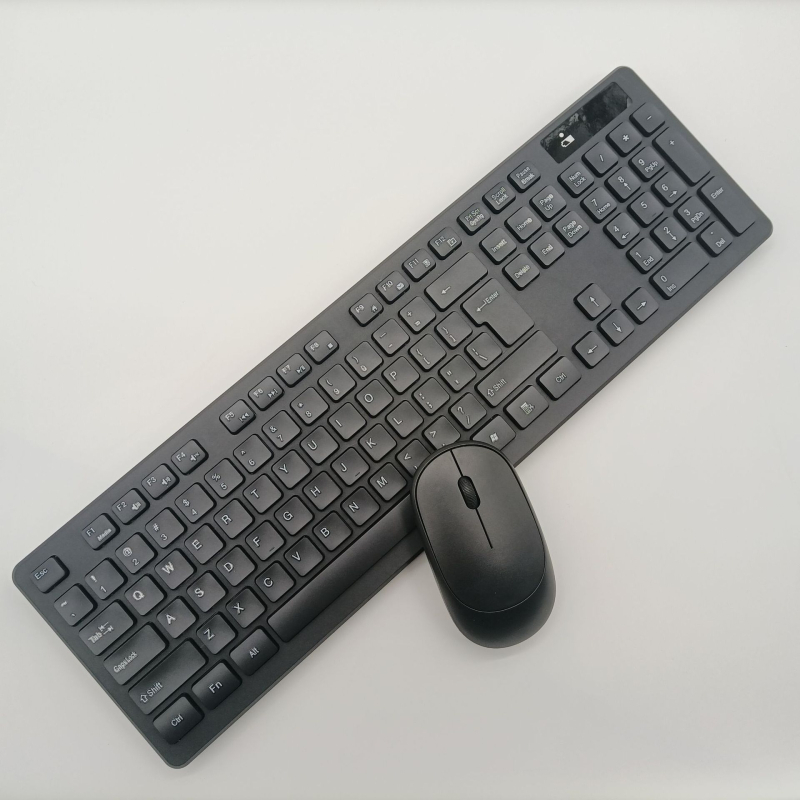 Bežični set tipkovnice i miša (2.4G, USB Plug-and-Play, 1200dpi, multimedijske tipke)