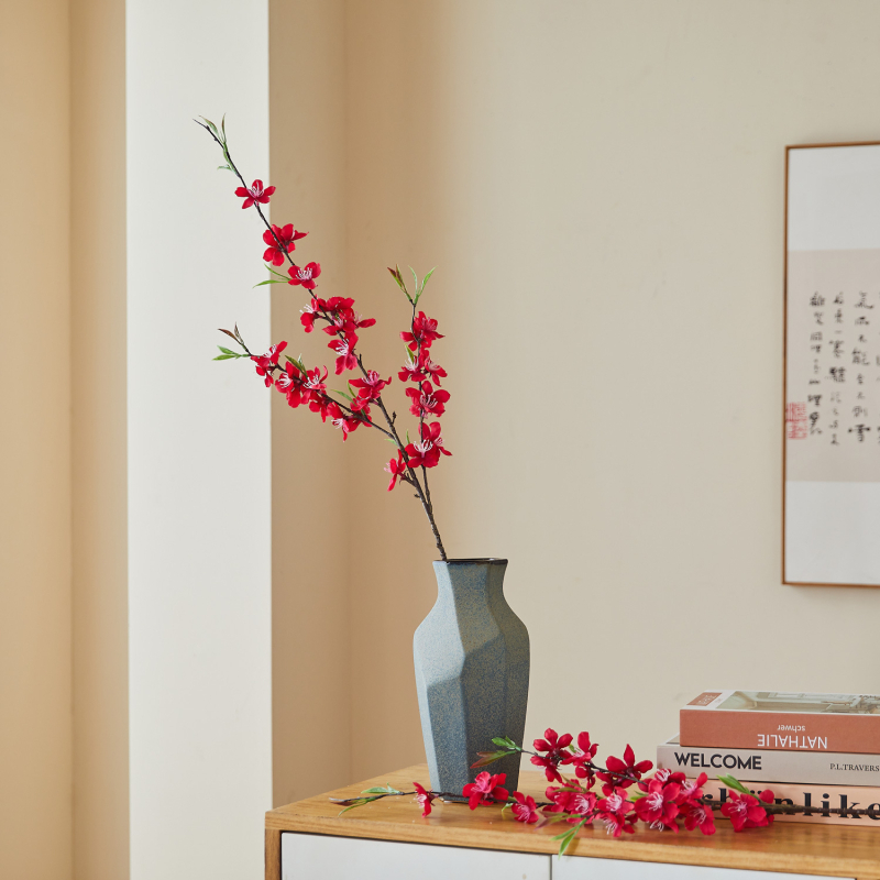 Κλαδί τεχνητών ανθών ροδακινιάς για διακόσμηση σαλονιού και γάμων | Warm Tree Flower Art; Υλικό: πλαστικό και μεταξωτά λουλούδια; Διαδικασία: έγχυση; Μοντέλο: προσομοίωση ανθού ροδακινιάς; Χρήση: γάμος, φωτογράφηση, διακόσμηση κατοικίας