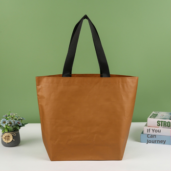 Roku darināta PP soma ar drukātu dizainu, kravnesība 1–50, piemērota apģērbam un kosmētikai