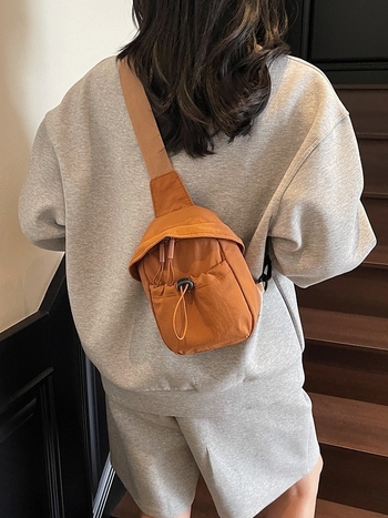 Geantă de umăr pentru femei NORTH NANSEN – minimalism urban, material textil, primăvara 2025, căptușeală poliester, fermoar