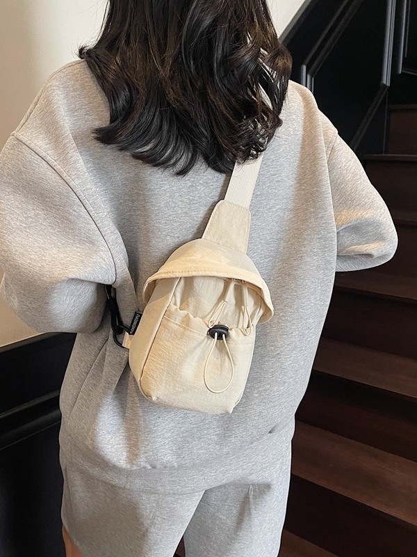 Geantă de umăr pentru femei NORTH NANSEN – minimalism urban, material textil, primăvara 2025, căptușeală poliester, fermoar