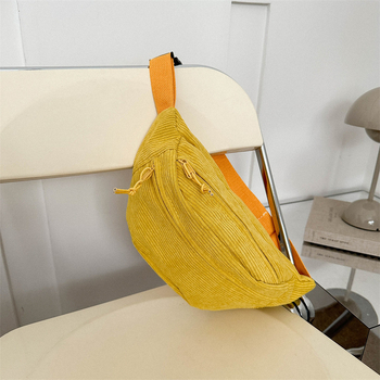 Corduroy ženska crossbody torbica, urbanistički minimalistički stil, zatvarač, poliester podstava, džep za telefon