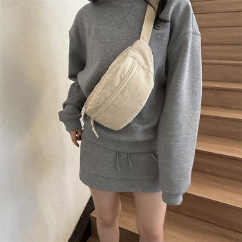 Corduroy ženska crossbody torbica, urbanistički minimalistički stil, zatvarač, poliester podstava, džep za telefon