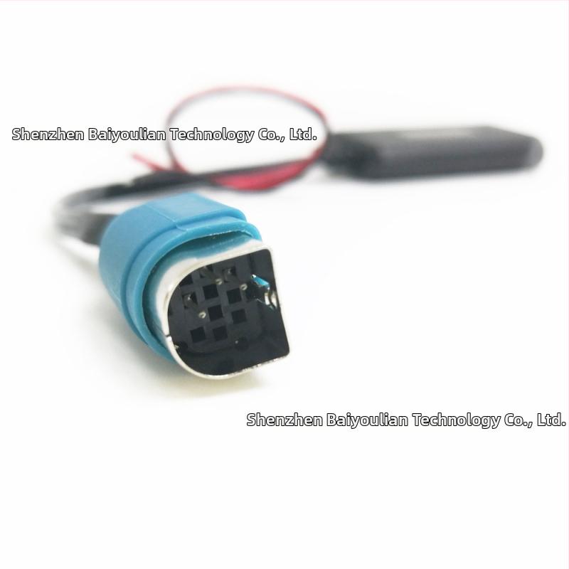 Bluetooth handsfree do auta pre rádio Alpine 121B236B237B — Bluetooth 5.0, AUX zvuk, 12V vstup, inštalácia za CD prehrávačom