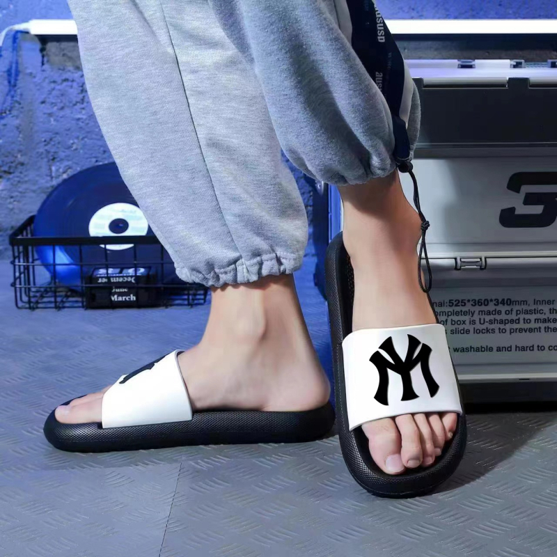 Unisex PVC natikače s EVA potplatom, injekcijski oblikovana potplata, mladenački stil