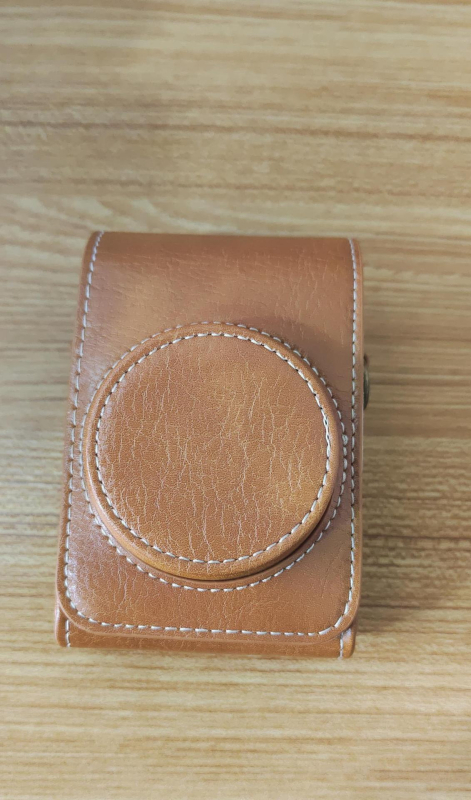 Geantă universală pentru camere compacte: Canon SX740, G7X, Ricoh GR4 și Sony ZV-1 • Material PU • curea crossbody • căptușeală din flanelă • unisex