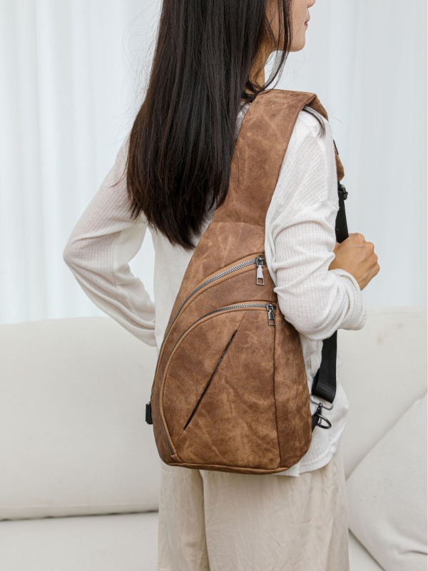 Ženska torbica od PU mekane kože preko ramena s unutarnjim džepom za telefon i dijelom sa zatvaračem, poliester podstava (Jesen 2024)