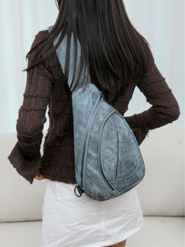 Ženska torbica od PU mekane kože preko ramena s unutarnjim džepom za telefon i dijelom sa zatvaračem, poliester podstava (Jesen 2024)