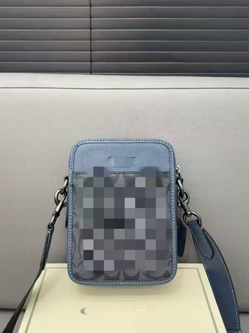 Geantă crossbody pentru bărbați — stil street fashion, material PVC, rezistență la uzură, model litere, căptușeală poliester