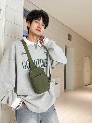 Crossbody torba, najlon materijal, zatvaranje zipom, džep za mobitel, marka KAMUANG