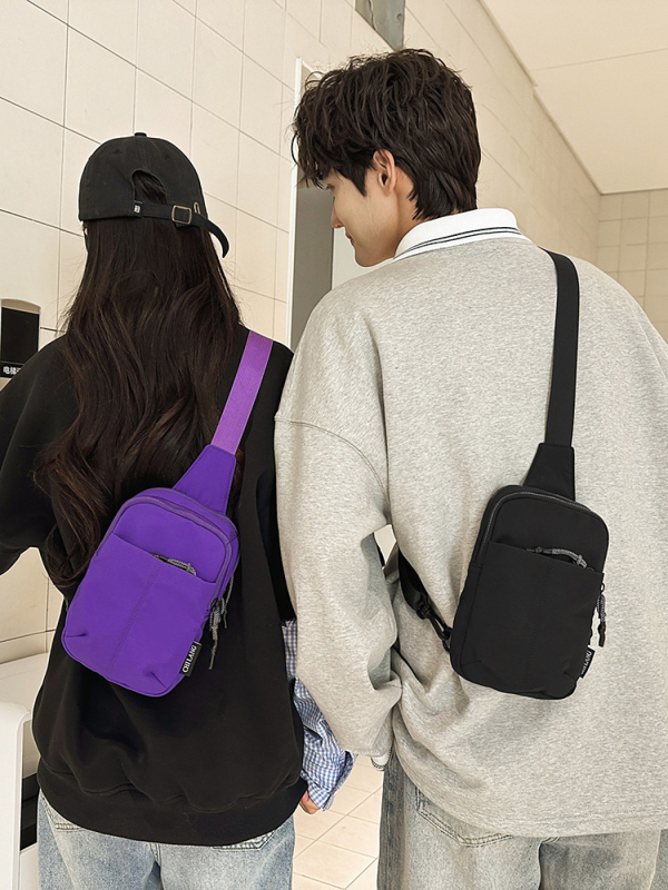 Crossbody torba, najlon materijal, zatvaranje zipom, džep za mobitel, marka KAMUANG