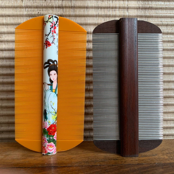 Četka s iglicama za uši i perut – drveni bambusov tijelo, iglice od nehrđajućeg čelika • Materijal: Nehrđajući čelik • Marka: Unique Item • Kategorija: Njega dlake • Uvoz: Ne