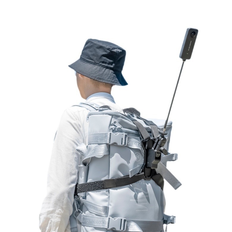 Accesoriu pentru rucsac Insta360 pentru filmare în perspectiva celui de-al treilea — construcție din aliaj de aluminiu, nylon și fibre de carbon; compatibil cu X3, ONE X2, ONE RS, ONE R