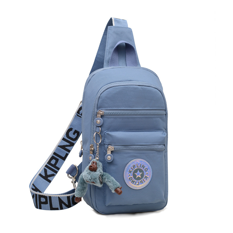 Naylon ženska crossbody torbica, gradski minimalistički stil, sa zatvaračem, unutarnje pretinci (zip pretinac, pretinac za telefon, pretinac za ID karticu), poliester podstava, proljeće 2025