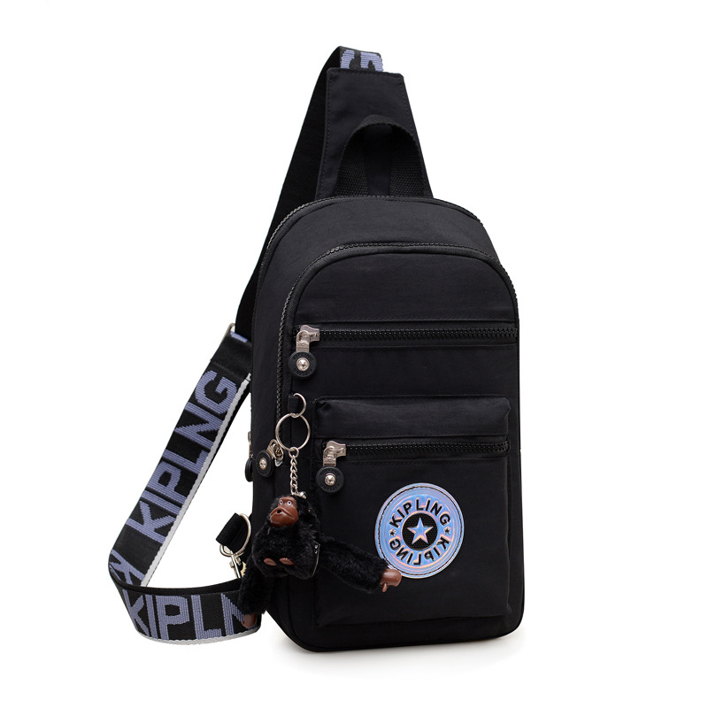 Naylon ženska crossbody torbica, gradski minimalistički stil, sa zatvaračem, unutarnje pretinci (zip pretinac, pretinac za telefon, pretinac za ID karticu), poliester podstava, proljeće 2025