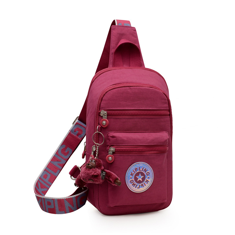 Naylon ženska crossbody torbica, gradski minimalistički stil, sa zatvaračem, unutarnje pretinci (zip pretinac, pretinac za telefon, pretinac za ID karticu), poliester podstava, proljeće 2025