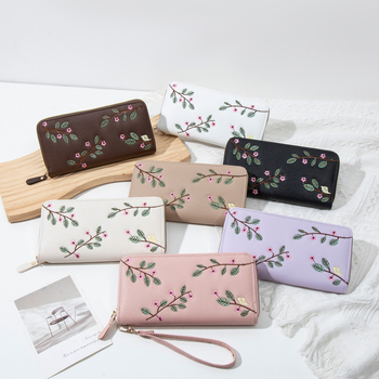 Ženski novčanik s vezenim detaljem, box torba stil, PU koža, zatvarač, podstava od sintetičke kože